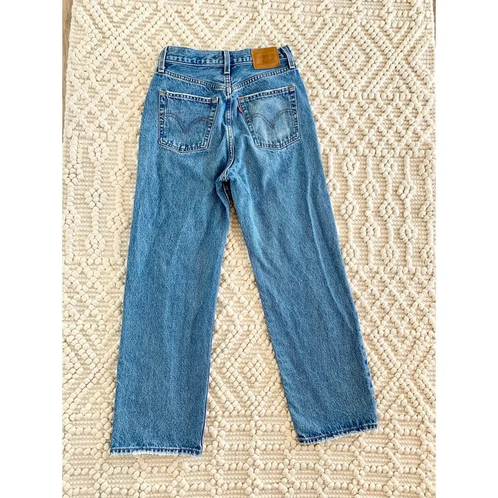 Levi's Ribcage Straight Ankle Jeans Distressed Medium Wash Size 26
